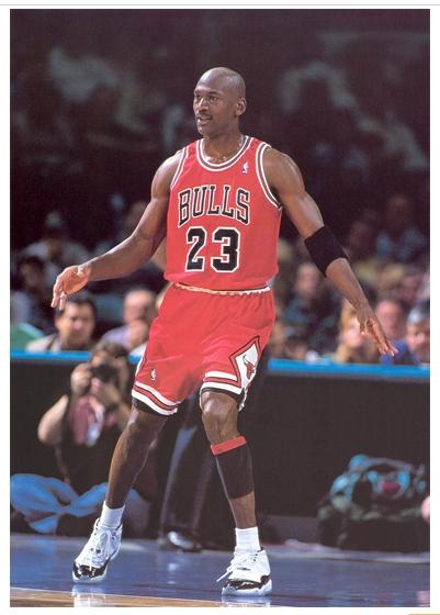 初段展现出 初段展现出