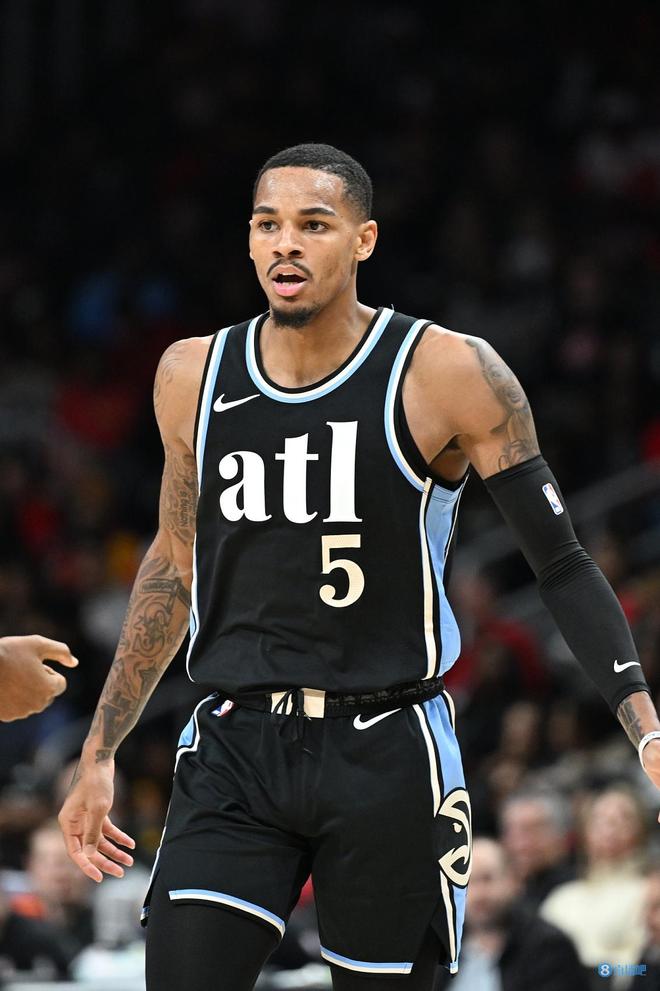 踩踏动作 踩踏动作