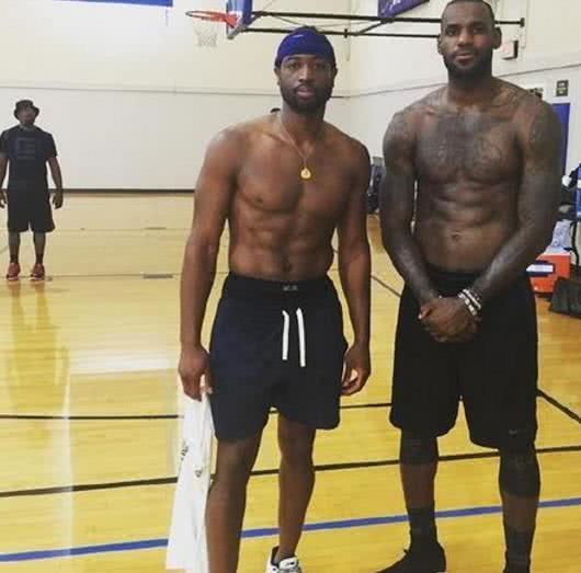 亿的转会费 亿的转会费