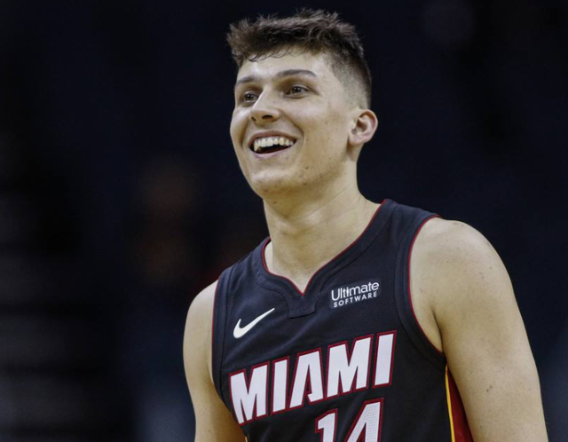 布云朝克特 布云朝克特