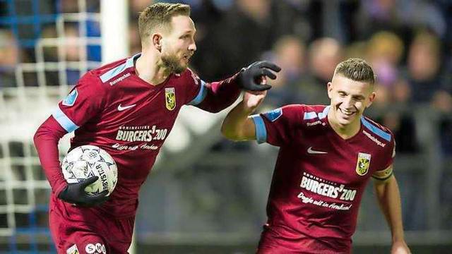 相比之下 相比之下