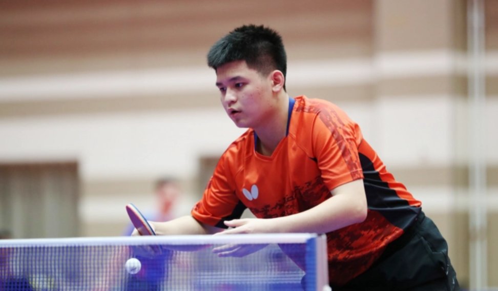 场上极难盯 场上极难盯