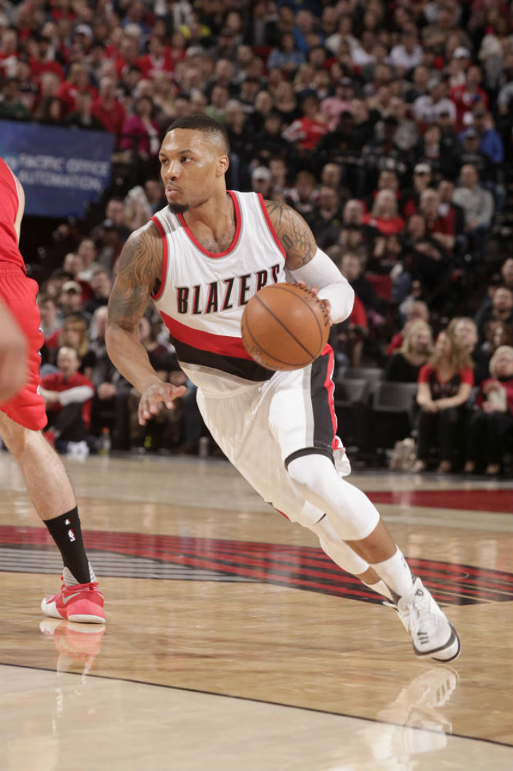 巾帼不让须 巾帼不让须